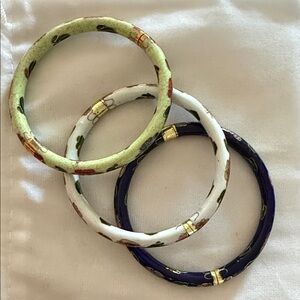 Enamel Floral Pattern Bangle Set - Green, White, Navy